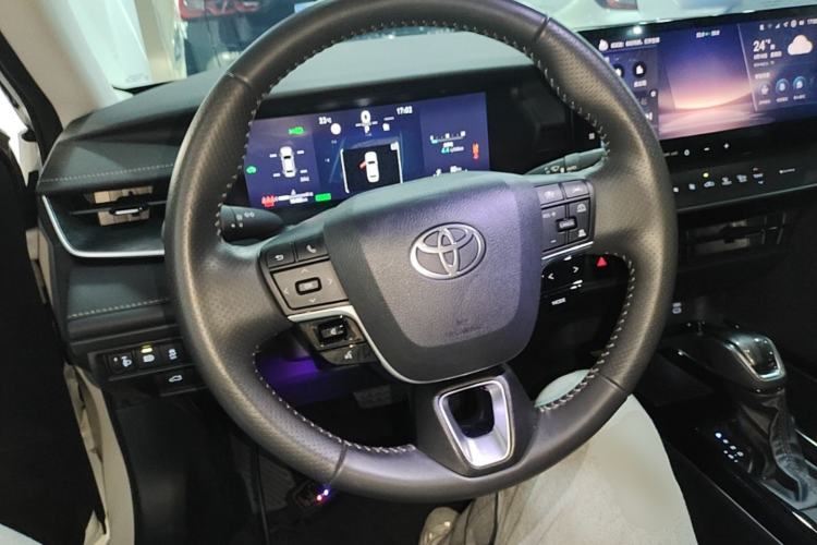 Used Toyota Camry 2024 Dual-Motor 2.0 HG Premium Edition Steering Wheel