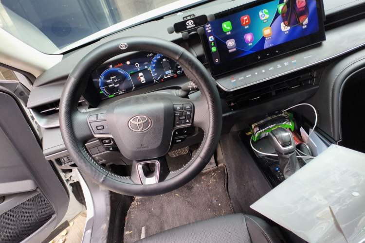 Used Toyota Camry 2024 Dual-Motor 2.0 HG Premium Edition Steering Wheel