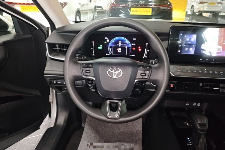 Used Toyota Camry 2024 Dual-Motor 2.0 HE Elite Edition Steering Wheel