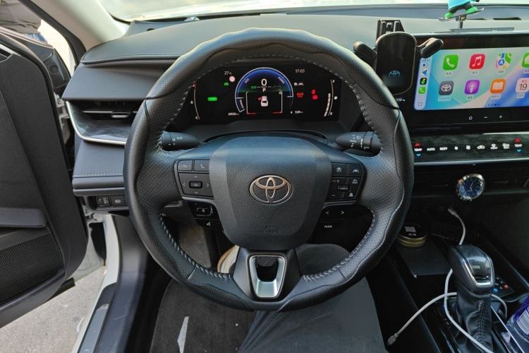 Used Toyota Camry 2024 Dual-Motor 2.0 HGVP Luxury Edition Steering Wheel