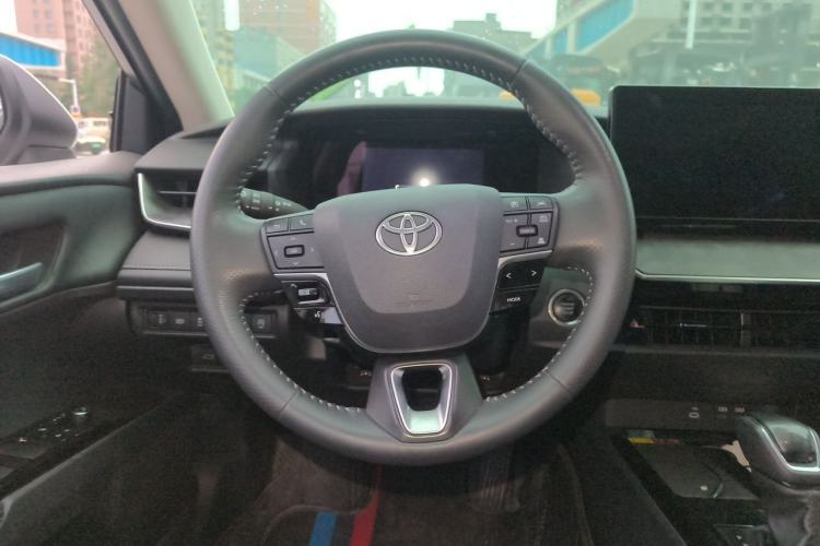 Used Toyota Camry 2024 2.0 GVP Luxury Edition Steering Wheel