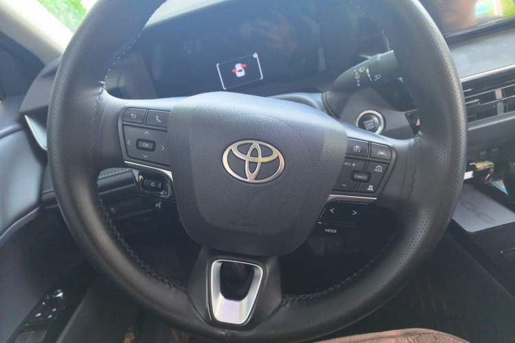 Used Toyota Camry 2024 2.0E Elite Edition Steering Wheel