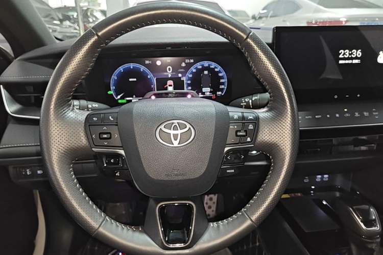 Used Toyota Camry 2024 Dual-Motor 2.0 HXS Sport Plus Edition Steering Wheel
