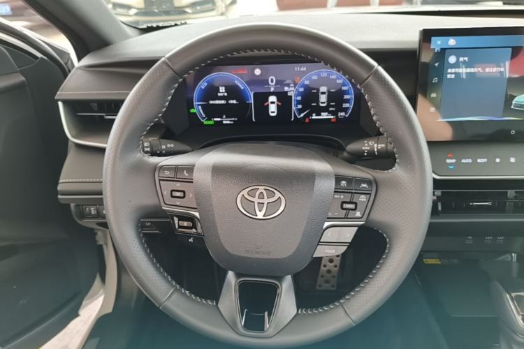 Used Toyota Camry 2024 Dual-Motor 2.0 HXS Sport Plus Edition Steering Wheel
