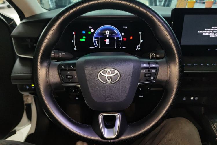 Used Toyota Camry 2024 Dual-Motor 2.0 HE Elite Edition Steering Wheel