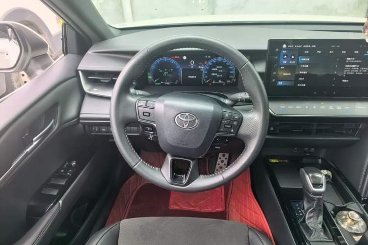 Used Toyota Camry 2024 Dual-Motor 2.0 HXS Sport Plus Edition Steering Wheel
