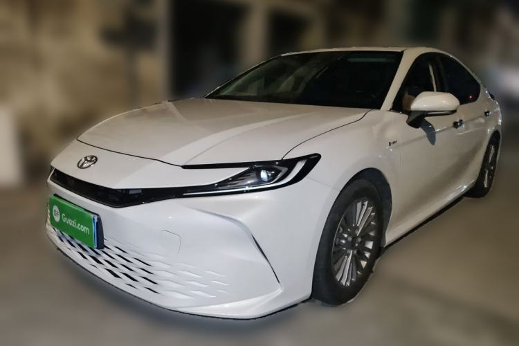 Used Toyota Camry 2024 Dual-Motor 2.0 HGVP Luxury Edition Guazi used car, China used car export, Used car for sale, Used Toyota cars, Cheapest cars for sale