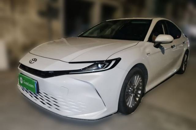 Used Toyota Camry 2024 Dual-Motor 2.0 HGVP Luxury Edition