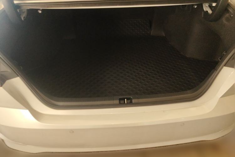 Used Toyota Camry 2024 Dual-Motor 2.0 HG Premium Edition Trunk