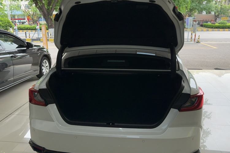 Used Toyota Camry 2024 2.0S Sport Edition Trunk