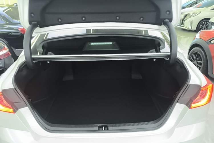 Used Toyota Camry 2024 Dual-Motor 2.0 HG Premium Edition Trunk