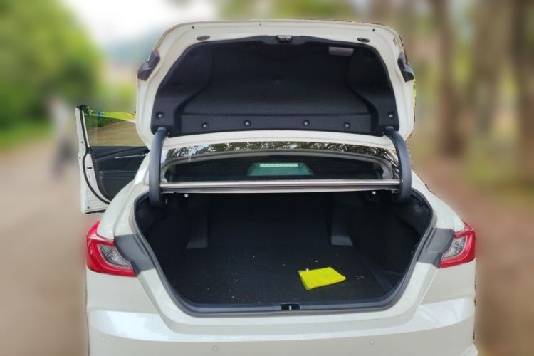 Used Toyota Camry 2024 Dual-Motor 2.0 HXS Sport Plus Edition Trunk