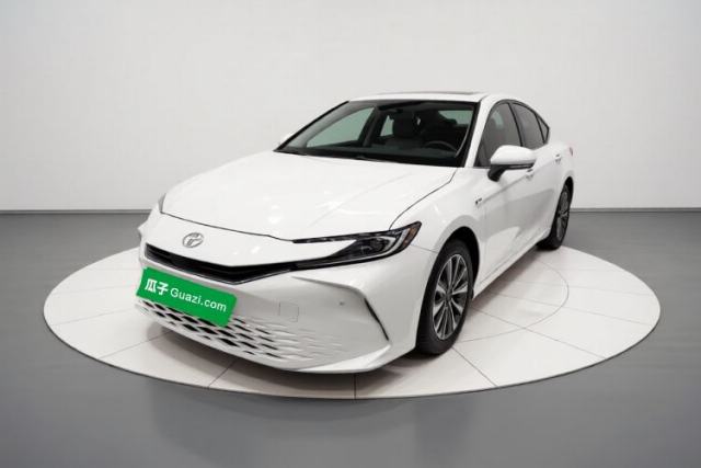 Used Toyota Camry 2024 Dual-Motor 2.0 HGVP Luxury Edition