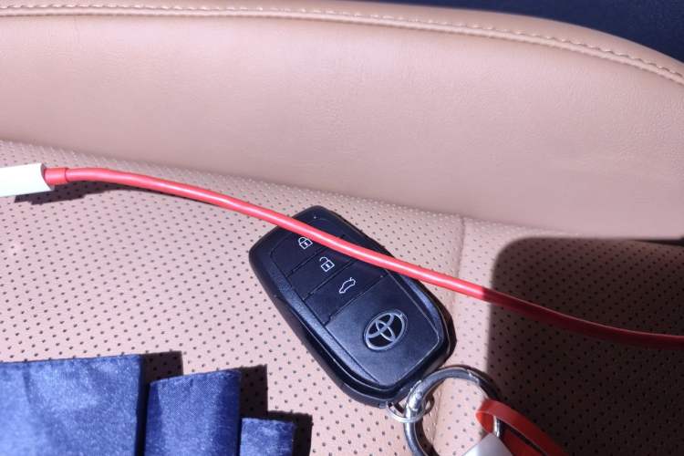 Used Toyota Camry 2024 2.0 GVP Luxury Edition Vehicle Key