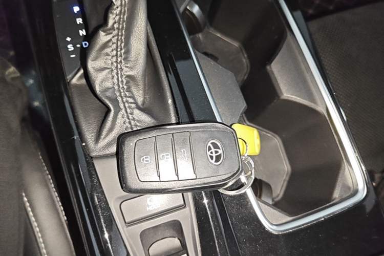 Used Toyota Camry 2024 Dual-Motor 2.0 HXS Sport Plus Edition Vehicle Key