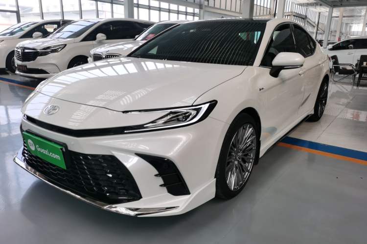 Used Toyota Camry 2024 Dual-Motor 2.0 HXS Sport Plus Edition