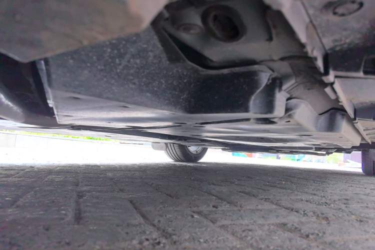 Used Toyota Camry 2025 Dual-Motor 2.0 HG Guanghui Edition Chassis Rear Right