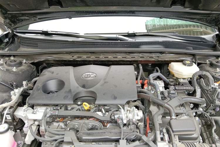 Used Toyota Camry 2025 Dual-Motor 2.0 HXS Glory Edition Engine Bay