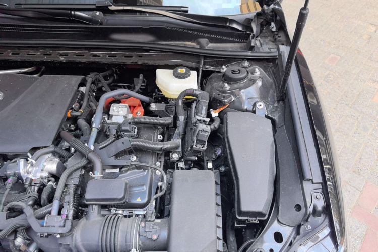 Used Toyota Camry 2025 Dual-Motor 2.0 HG Guanghui Edition Engine Bay Left