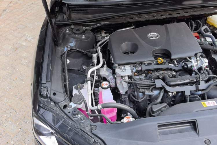 Used Toyota Camry 2025 Dual-Motor 2.0 HG Guanghui Edition Engine Bay Right