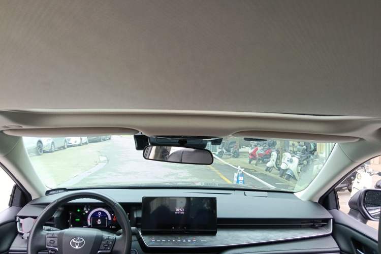 Used Toyota Camry 2025 Dual-Motor 2.0 HXS Glory Edition Headliner