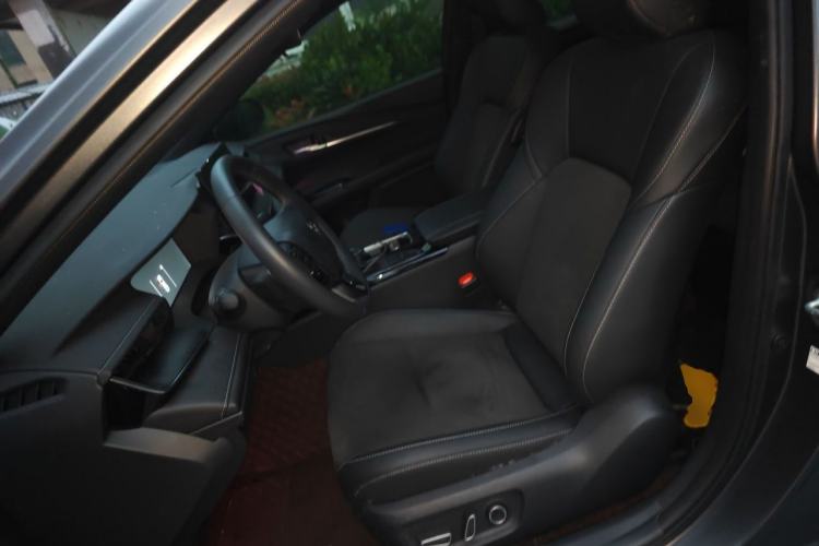 Used Toyota Camry 2025 Dual-Motor 2.0 HXS Glory Edition Left Front Seat