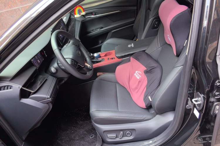 Used Toyota Camry 2025 Dual-Motor 2.0 HG Guanghui Edition Left Front Seat