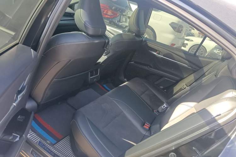 Used Toyota Camry 2025 Dual-Motor 2.0 HG Guanghui Edition Left Rear Seat