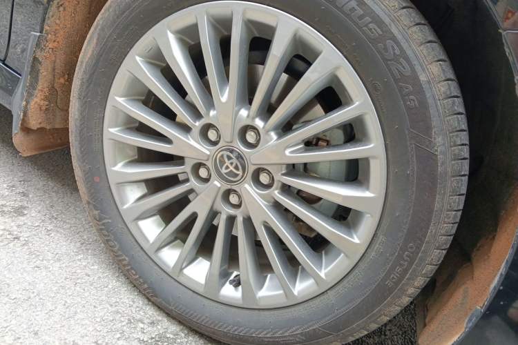 Used Toyota Camry 2025 Dual-Motor 2.0 HXS Glory Edition Right Front Wheel Hub