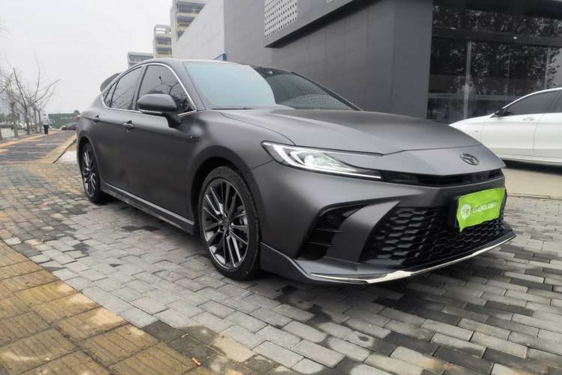 Used Toyota Camry 2025 Dual-Motor 2.0 HXS Glory Edition Front Right 45 Deg