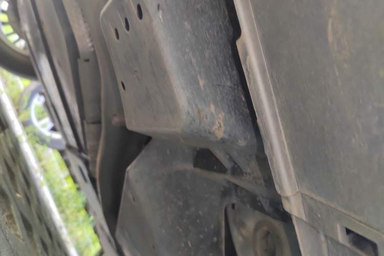 Used Toyota Camry 2025 Dual-Motor 2.0 HG Guanghui Edition Chassis Rear Right
