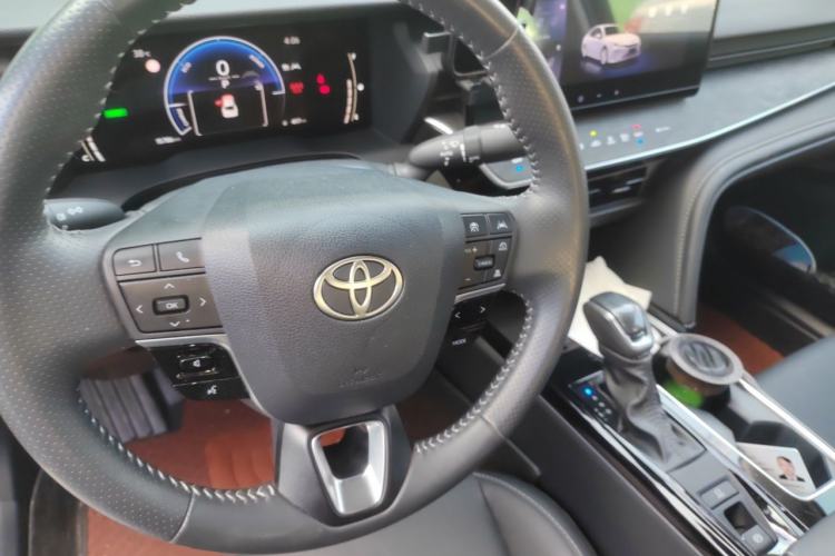 Used Toyota Camry 2025 Dual-Motor 2.0 HG Guanghui Edition Steering Wheel