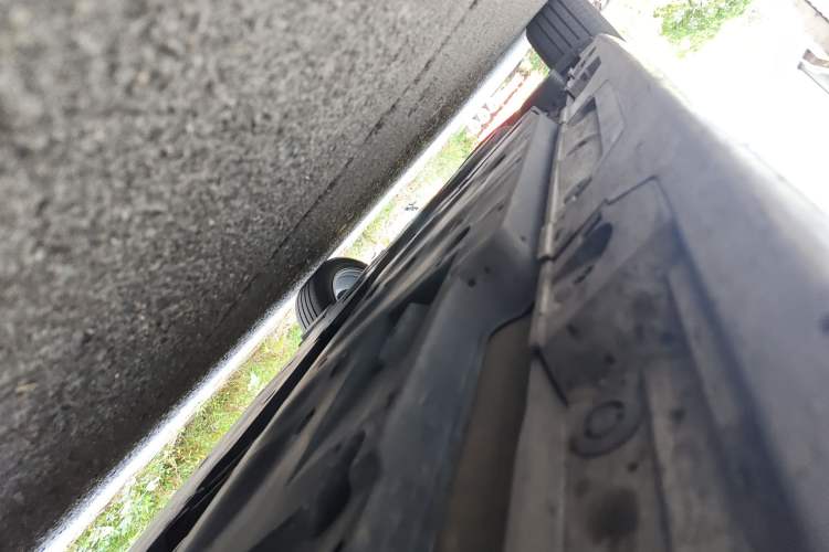 Used Toyota Camry 2025 Dual-Motor 2.0 HG Guanghui Edition Chassis Front Right