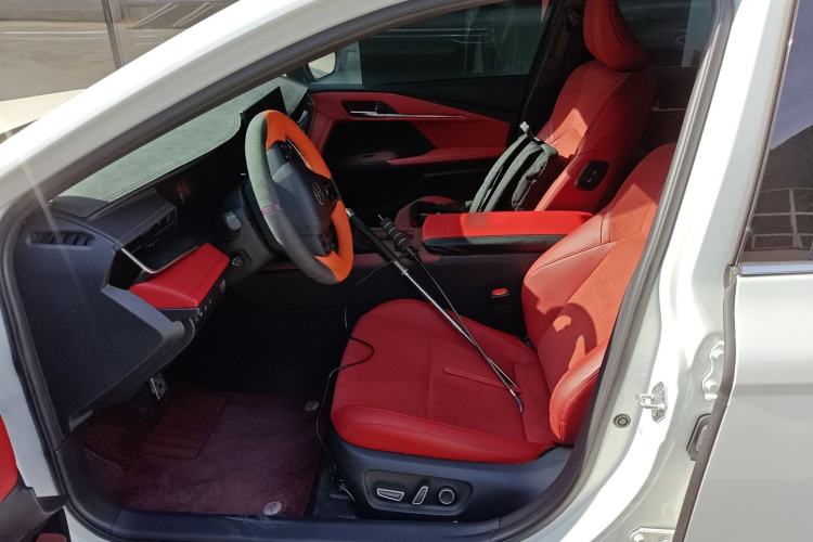 Used Toyota Camry 2025 Dual-Motor 2.5 HXS Sport Plus Smart Drive Edition Driver Seat