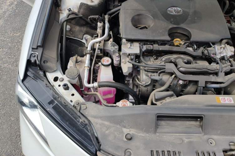 Used Toyota Camry 2025 Dual-Motor 2.0 HG Guanghui Edition Engine Bay Right