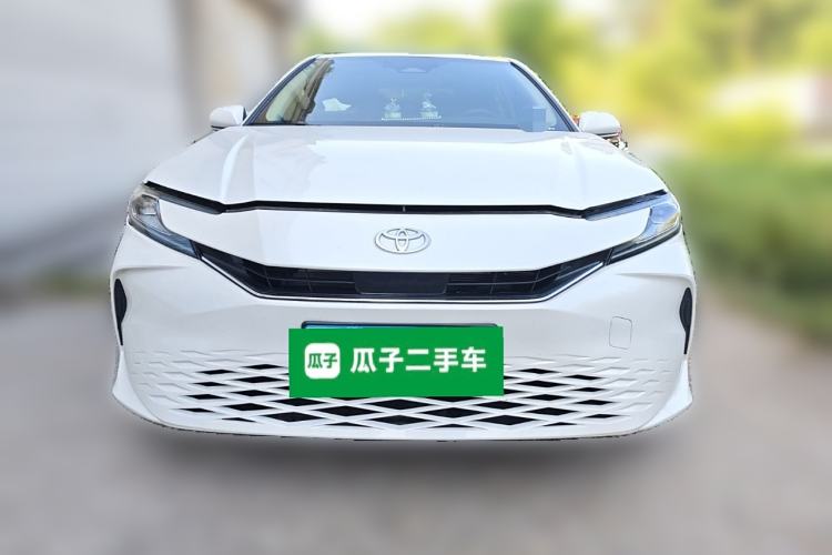 Used Toyota Camry 2025 Dual-Motor 2.0 HG Guanghui Edition Front