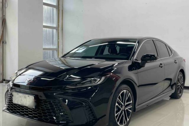 Used Toyota Camry 2026 Model Dual-Engine 2.0HSE Sport Lite Edition