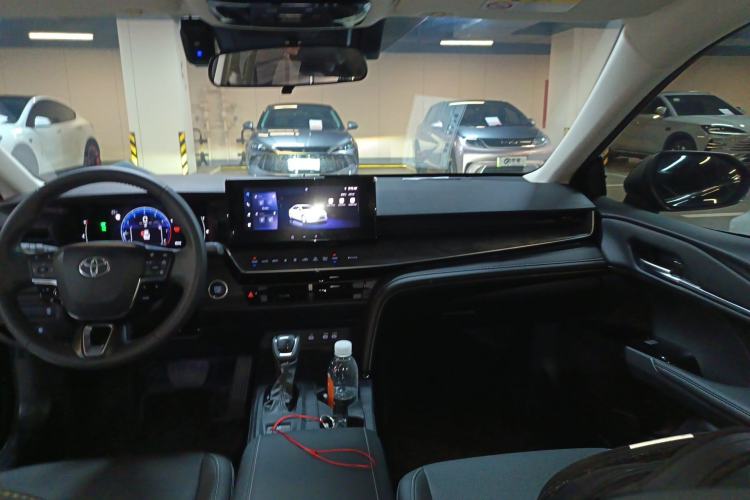 Used Toyota Camry 2026 Model 2.0GVP Luxury Edition Center Console