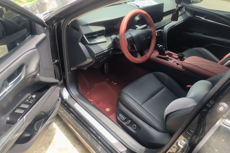 Used Toyota Camry 2026 Model Dual-Engine 2.0HSE Sport Lite Edition Driver Seat