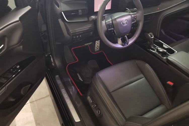 Used Toyota Camry 2026 Model Dual-Engine 2.0HSE Sport Lite Edition Driver Seat