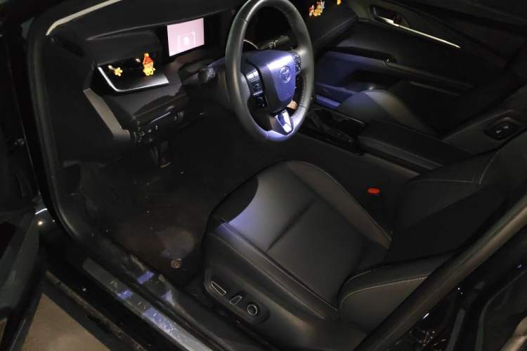 Used Toyota Camry 2026 Model 2.0GVP Luxury Edition Driver Seat
