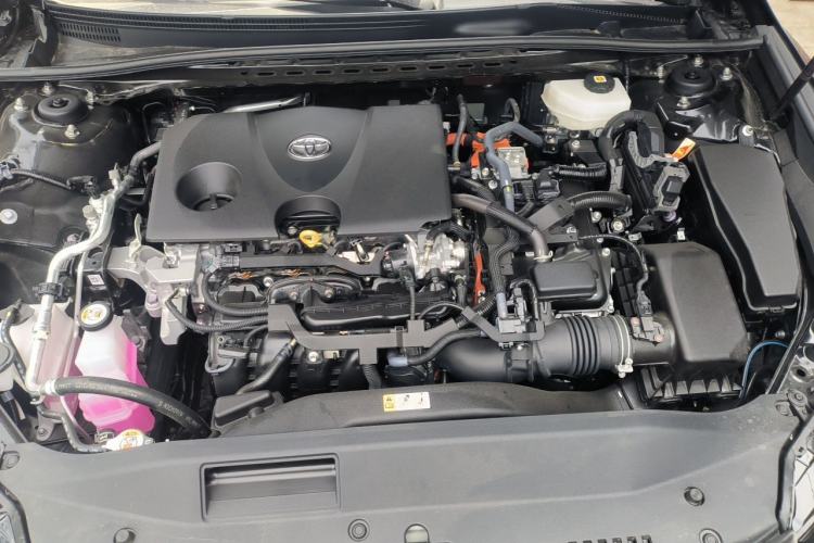 Used Toyota Camry 2026 Model Dual-Engine 2.0HSE Sport Lite Edition Engine Bay