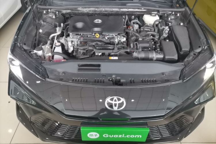 Used Toyota Camry 2026 Model Dual-Engine 2.0HSE Sport Lite Edition Engine Bay