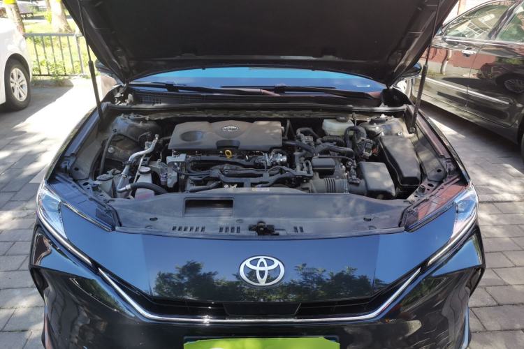 Used Toyota Camry 2026 Model Dual-Engine 2.0HGVP Luxury Edition Engine Bay