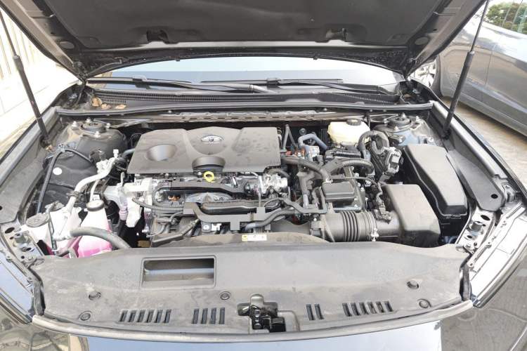 Used Toyota Camry 2026 Model Dual-Engine 2.0HGVP Luxury Edition Engine Bay