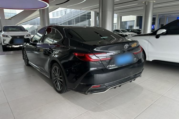 Used Toyota Camry 2026 Model Dual-Engine 2.0HXS Sport Plus Edition Exterior 3