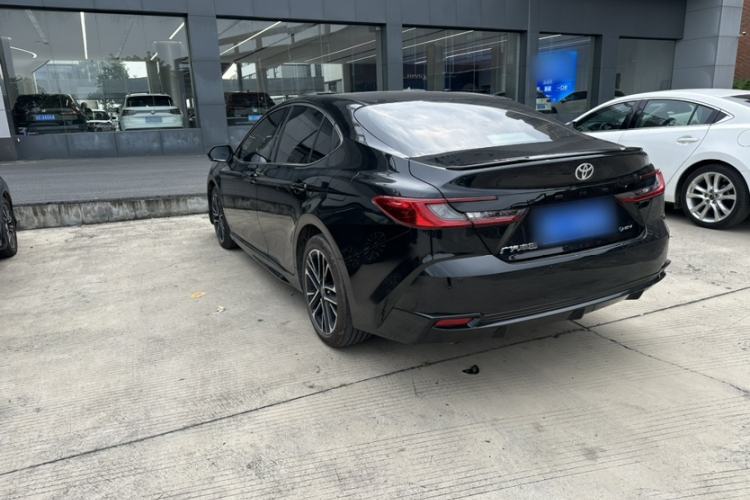 Used Toyota Camry 2026 Model Dual-Engine 2.0HSE Sport Lite Edition Exterior 3