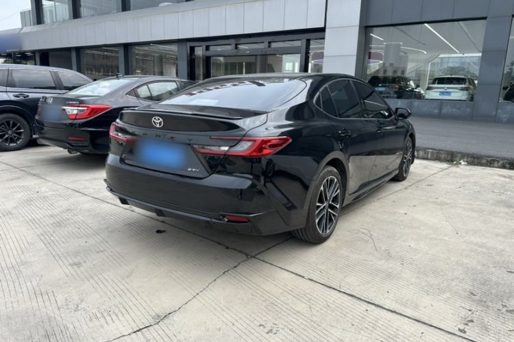 Used Toyota Camry 2026 Model Dual-Engine 2.0HSE Sport Lite Edition Exterior 5