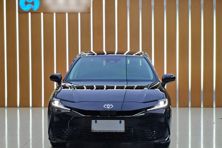 Used Toyota Camry 2026 Model 2.0E Elite Edition Exterior 5