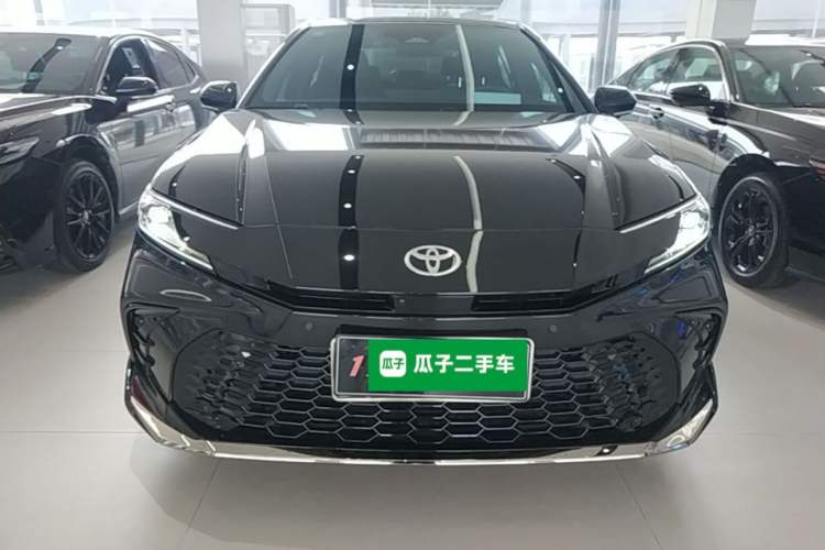 Used Toyota Camry 2026 Model Dual-Engine 2.0HXS Sport Plus Edition Front